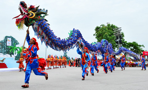 3 - Rực rỡ sắc màu lễ hội Carnaval Hạ Long